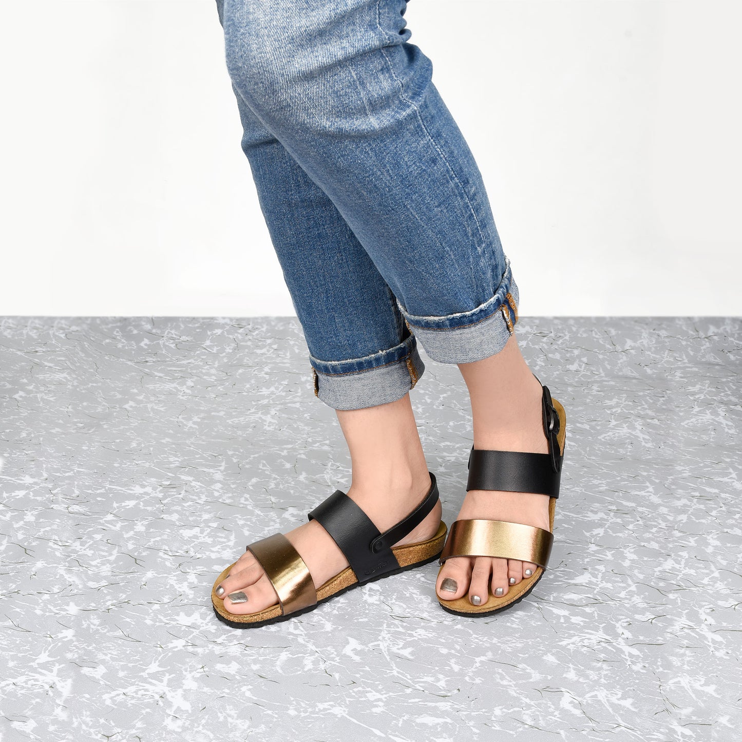 AEROTHOTIC - Arisi Strappy Footbed Leather Sandals for Women - PC1101